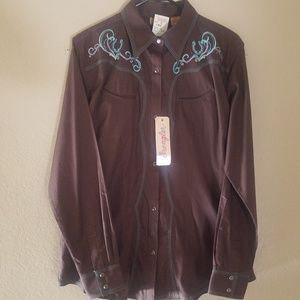 NWT Wrangler Women's Snap Shirt - Large